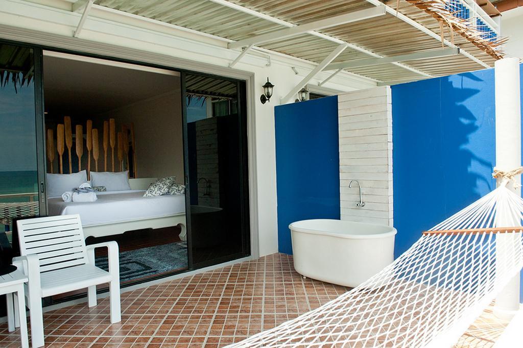 At Zea Hotel Patong Экстерьер фото