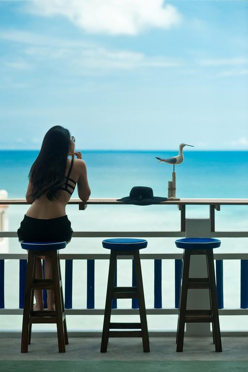At Zea Hotel Patong Экстерьер фото