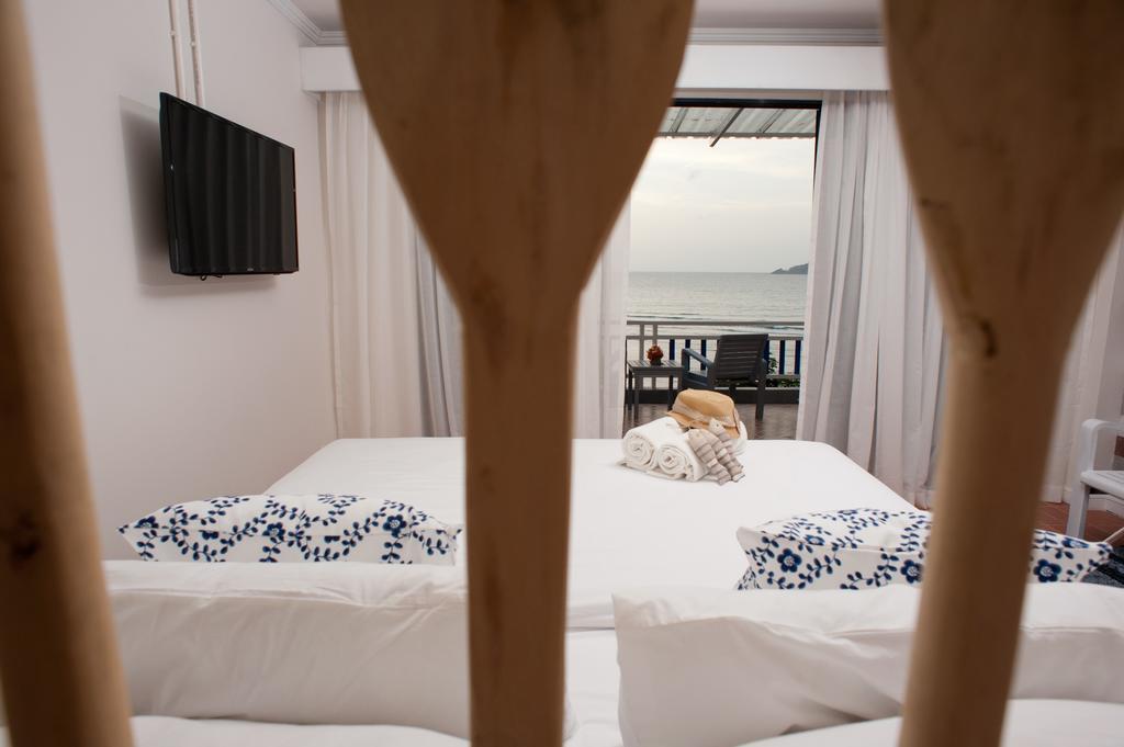 At Zea Hotel Patong Экстерьер фото