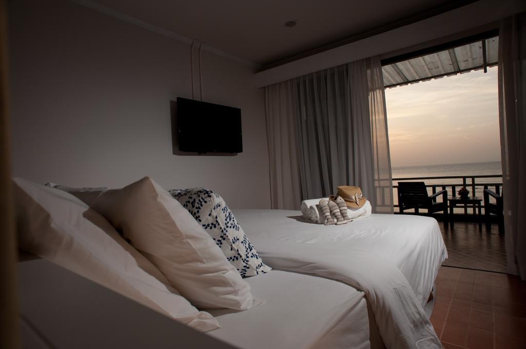 At Zea Hotel Patong Экстерьер фото