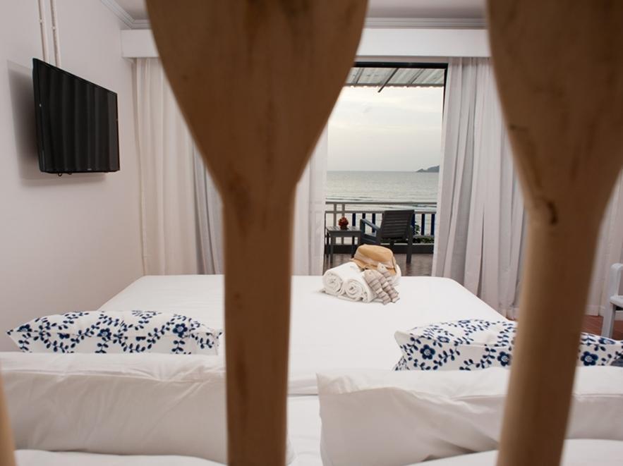 At Zea Hotel Patong Экстерьер фото
