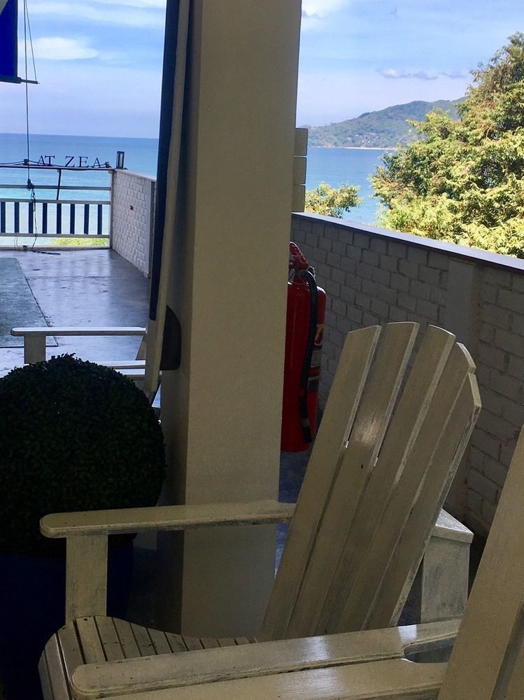 At Zea Hotel Patong Экстерьер фото